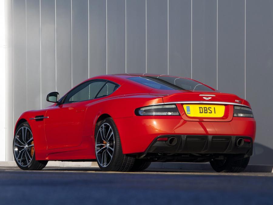  Aston Martin DBS Carbon Edition 2011 года  (фото 9 из 11)